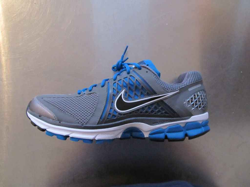 راهنمای خرید کفش ورزشی مخصوص دویدن نایک زوم وومرو Nike zoom vomero +6