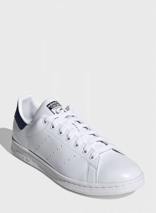 کفش ورزشی مردانه آدیداس سفید مدل 8569