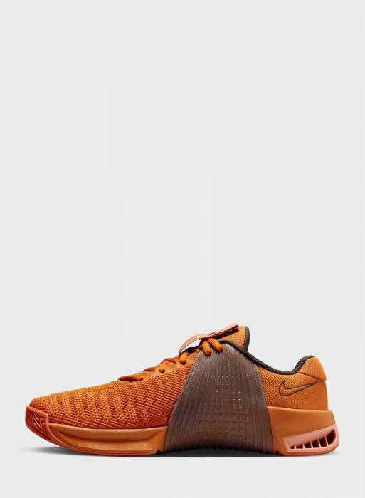 کفش ورزشی مردانه نایک نارنجی مدل 3791