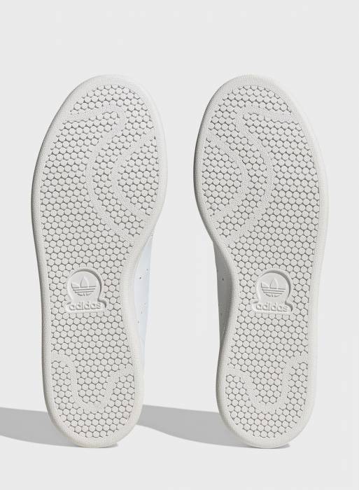 کفش ورزشی مردانه آدیداس سفید مدل 4322