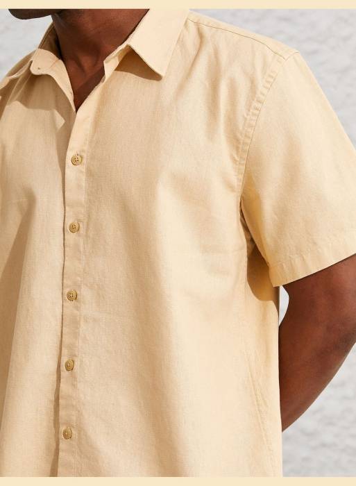 پیراهن آستین کوتاه مردانه کوتون زرد مدل 2224