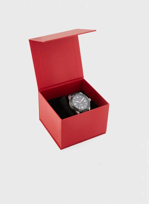 ساعت مردانه هوگو نقره ای مشکی مدل 9701
