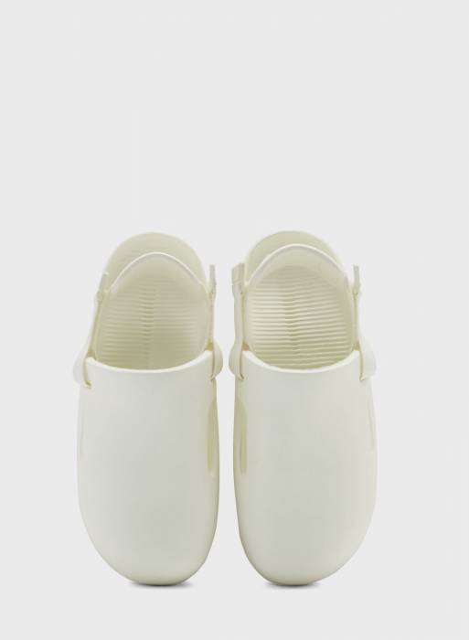 کفش ورزشی زنانه نایک سفید مدل 1752
