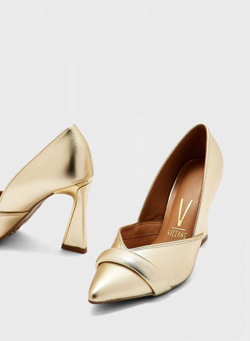 کفش پاشنه بلند طلایی برند vizzano