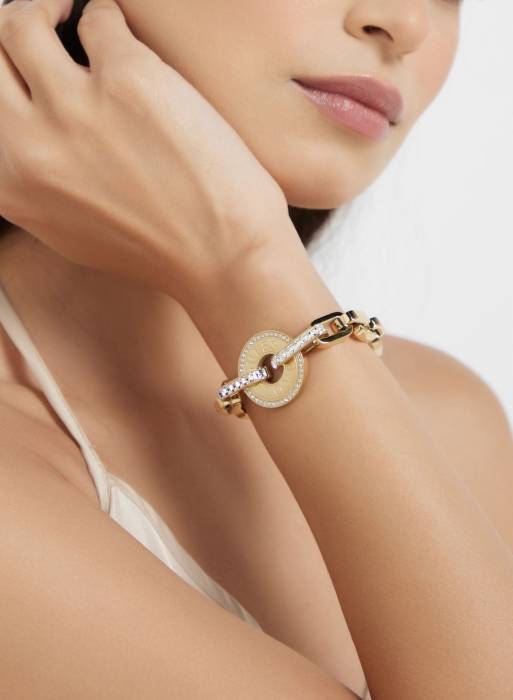 دستبند زنانه گس طلایی مدل 2831