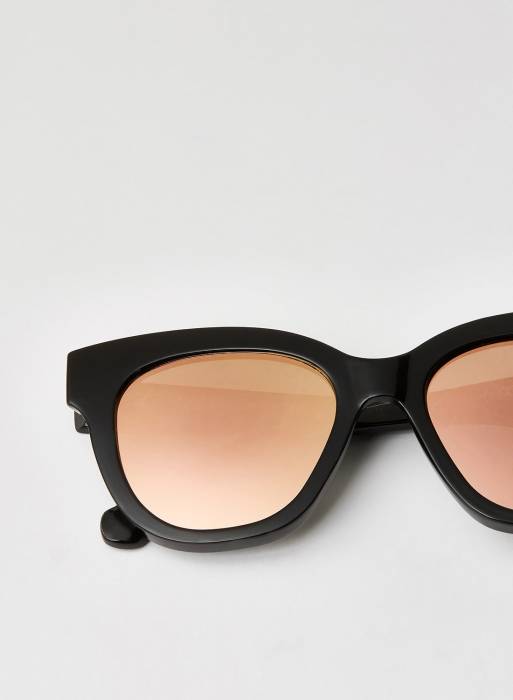 عینک آفتابی زنانه هاکرز مدل 9711