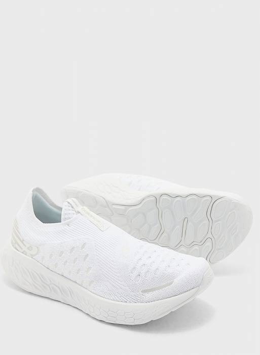 کفش ورزشی مردانه نیوبالانس سفید مدل 3062