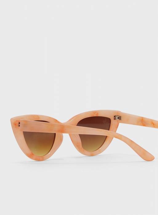عینک آفتابی زنانه نارنجی برند jeepers peepers مدل 7835